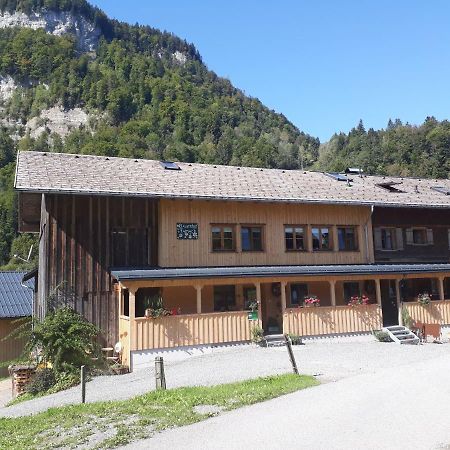 Bauernhof Farnach Apartment Andelsbuch Bagian luar foto